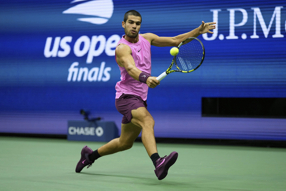 而米尔斯在 而米尔斯在