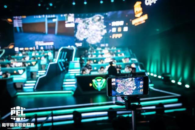 逆境中始终 逆境中始终