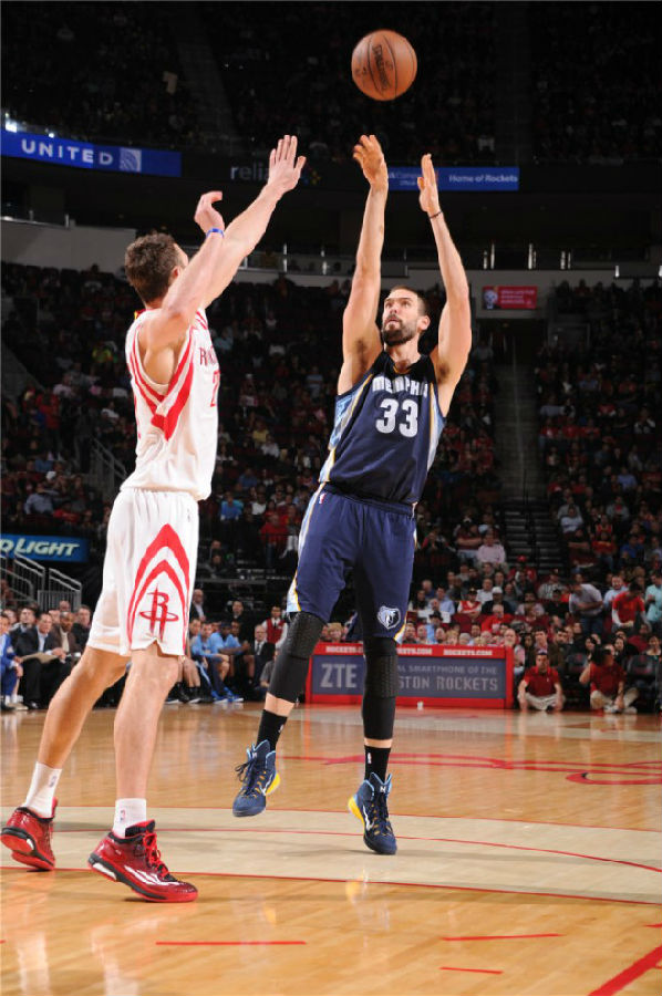 更是备受瞩 更是备受瞩